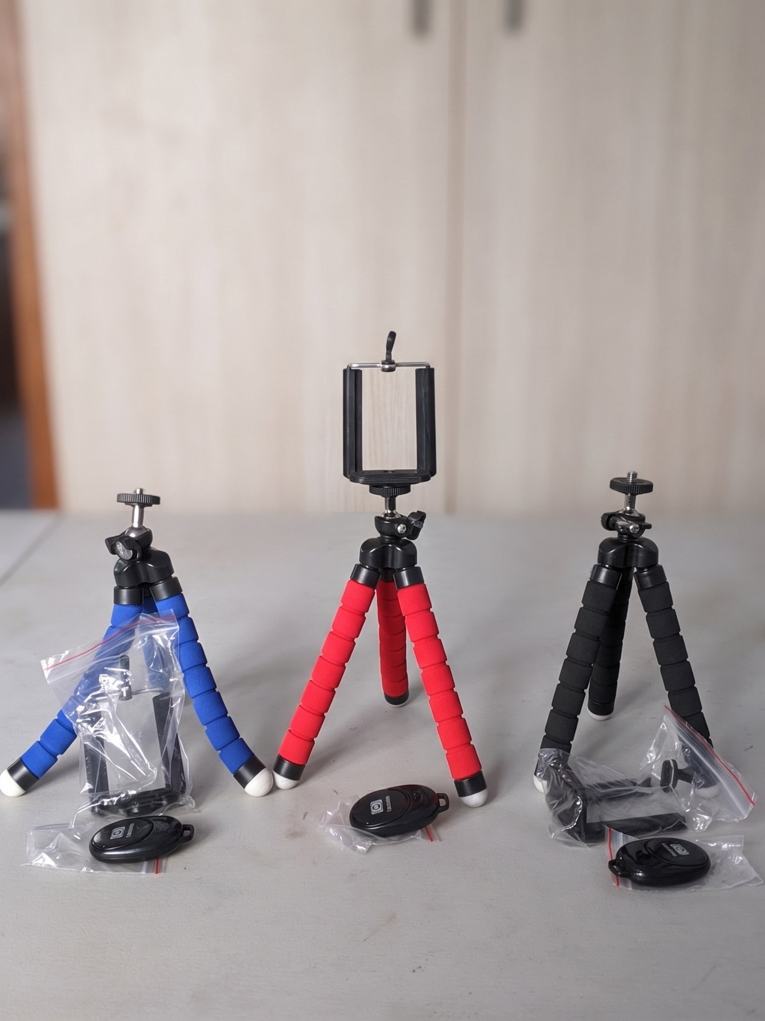 Trépied flexible multi-fonction avec télécommande
